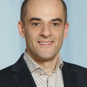 peopleImage
